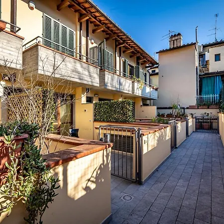 Yid Oltrarno Segreto Florence