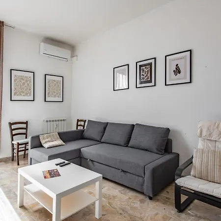 Apartamento Modern & Bright Apartment!