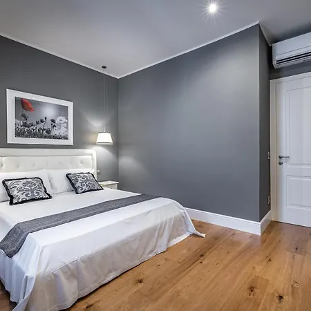 Yid Capo Di Luxury In Appartamento