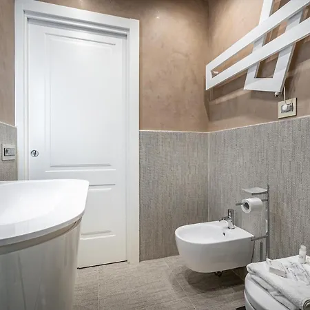 Yid Capo Di Luxury In *