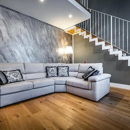Yid Capo Di Luxury In Appartamento