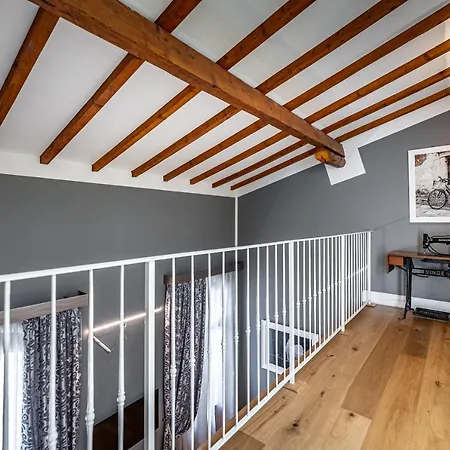 Yid Capo Di Luxury In Appartamento *