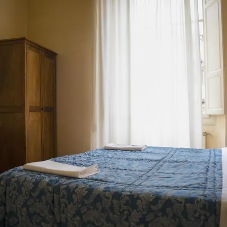 Ferdinando Ii De' Medici Hotel *