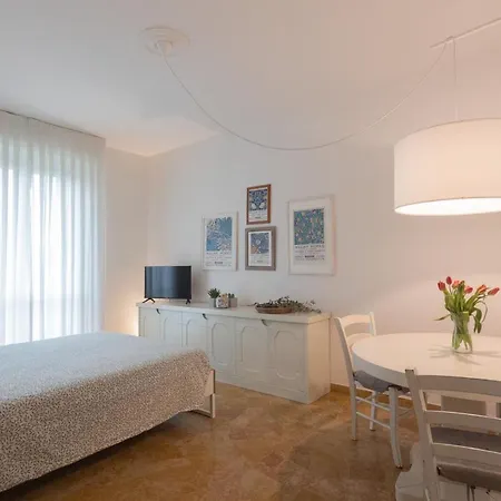 Apartamento Marte 87 *