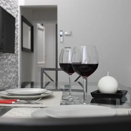 Dependance Machiavelli - And Wine *