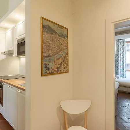 Pitti Suite-hosted By Sweetstay *