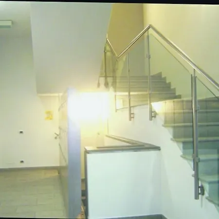 Bright Gioberti Courtyard Apartment Florence