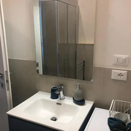 Leonardo Luxury Apartment *