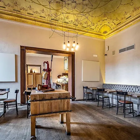Hotel Bretagna Heritage - Alfieri Collezione 4*