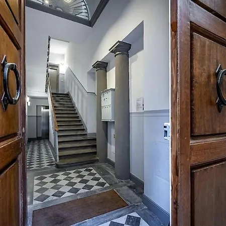 Apartment Floor With Duomo View Florence