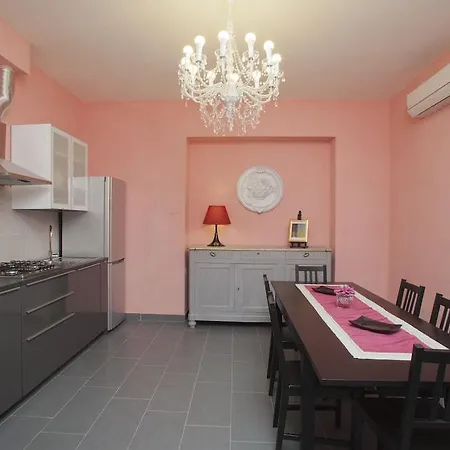 Bed & Breakfast Palazzo Lombardo 2*