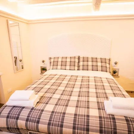 Gb Bed & Breakfast