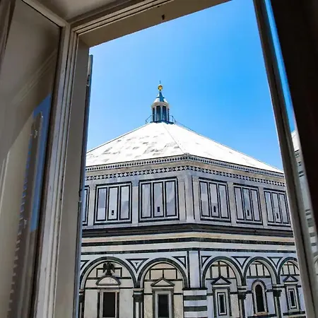 Апартаменты Serene Gem In Front Of Duomo *