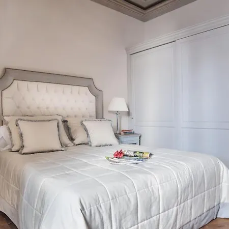 Signoria Deluxe Studio-2 People In Signoria Square Florence
