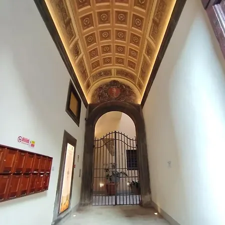 Signoria Deluxe Studio-2 People In Signoria Square Appartement Florence
