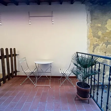 Aparthotel Venus Two-floored Stylish In The Center Firenze