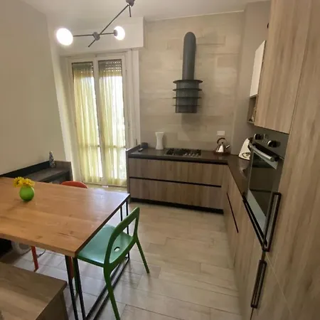 Cascine Park Apartament Pensión