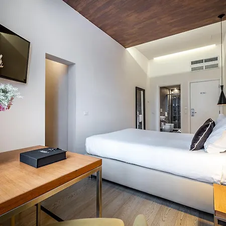 Palazzo Alfieri Residenza D'epoca Hotell 4*