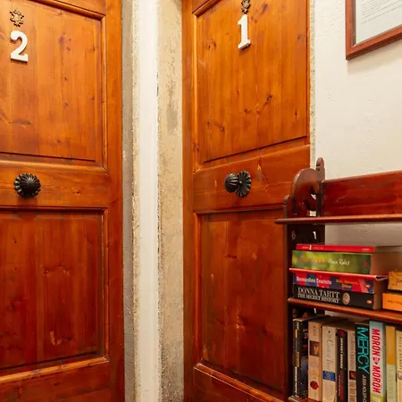 Apartment Spazioso, Luminoso A 10 Min Ponte Vecchio E Palazzo Pitti , Ideale Per Coppie E Famiglie Florenz