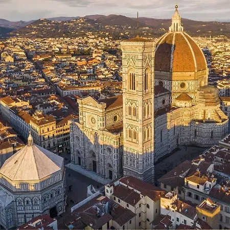 12 Minuti Piazza Duomo Luminoso Florence