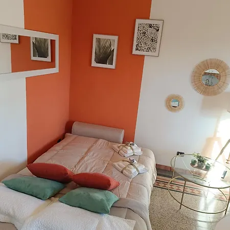 Castle 2 Bedrooms, 2 Bathrooms Apartment *