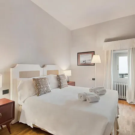 Tornabuoni Living - Luxury Collection 4* Florencia