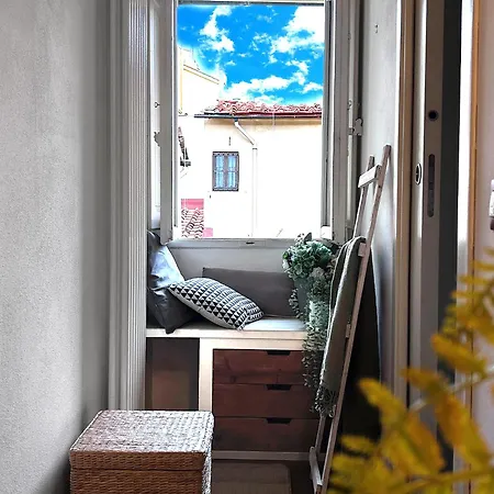 Characteristic In Santa Croce Apartment