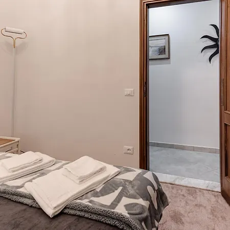Apartamento Liberta - *