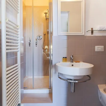 Florence- Alfieri Prestige With Terrace Apartment Florence
