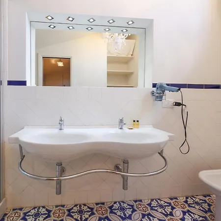 Florence- Alfieri Prestige With Terrace Florence