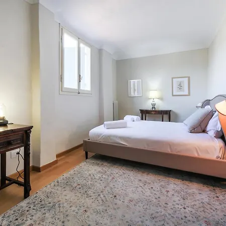 Florence- Alfieri Prestige With Terrace Apartment Florence