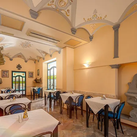 Szálloda Hotel City 3*