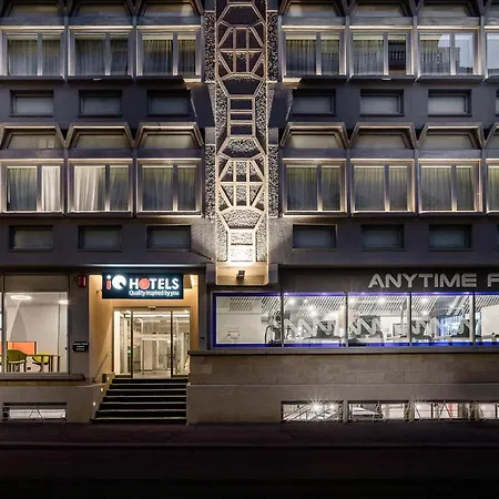 Hotel Iq