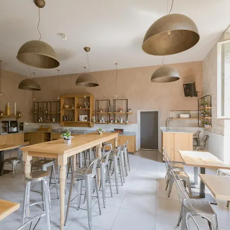 & 7 Hostel Florencie