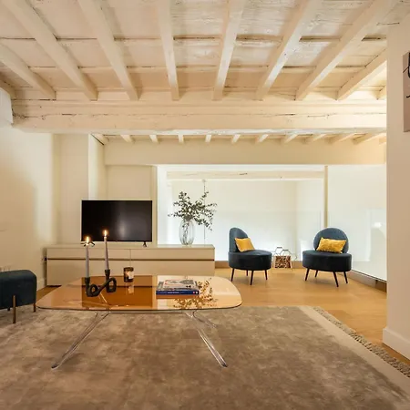 Apartment - Grant Palagio 1 Bedroom In Duomo *