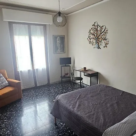 Quarto em Acomodações Particulares - 20 Min A Piedi Dal Centro *
