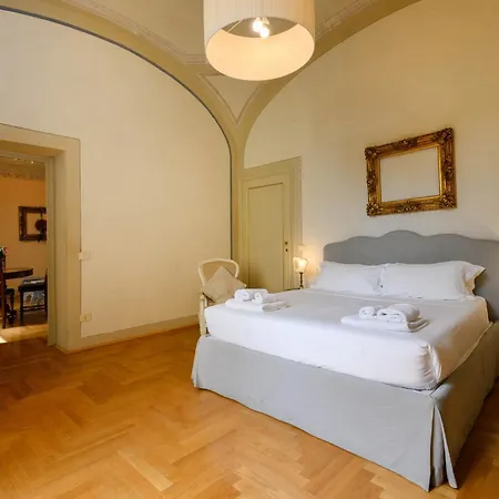 Apartment Santa Maria Novella Deluxe Florence