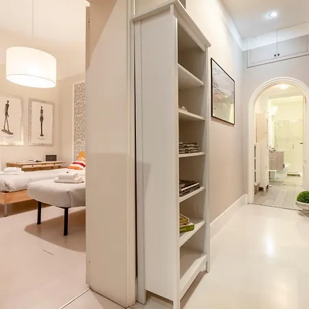 Historic Borgo Ognissanti, 8 *
