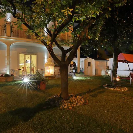 Comfort Bed & Breakfast 2*
