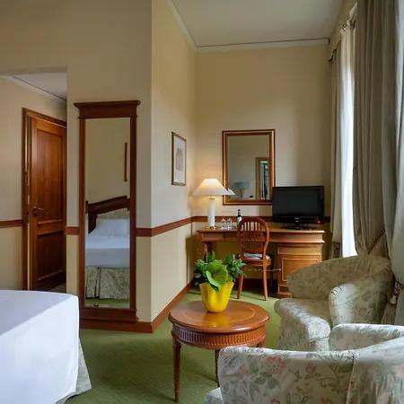 Degli Orafi Hotel