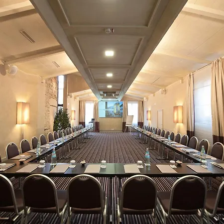 Hotell Brunelleschi 4*