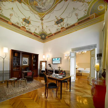 Hotel Relais Santa Croce, By Baglioni