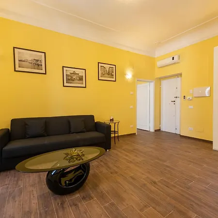 Casa Gialla By Mmega Apartment Florence