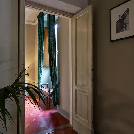 Charming & Authentic 1br In Historic Center, Near The Duomo Appartement *