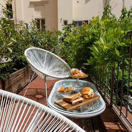 Alojamento de Acomodação e Pequeno-almoço Secret Garden