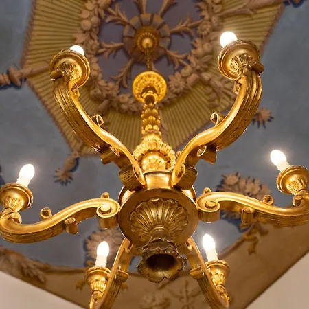 Bed & Breakfast Palazzo D'ambra Residenza D'epoca *