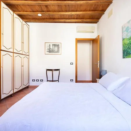 Apartment Faenza 91 Apartament Florence