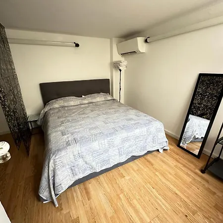 Privatunterkunft Urban