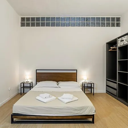 Apartment Giardino Della Fortezza Modern X6 With Patio *