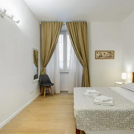 Giardino Della Fortezza Modern X6 With Patio Apartment